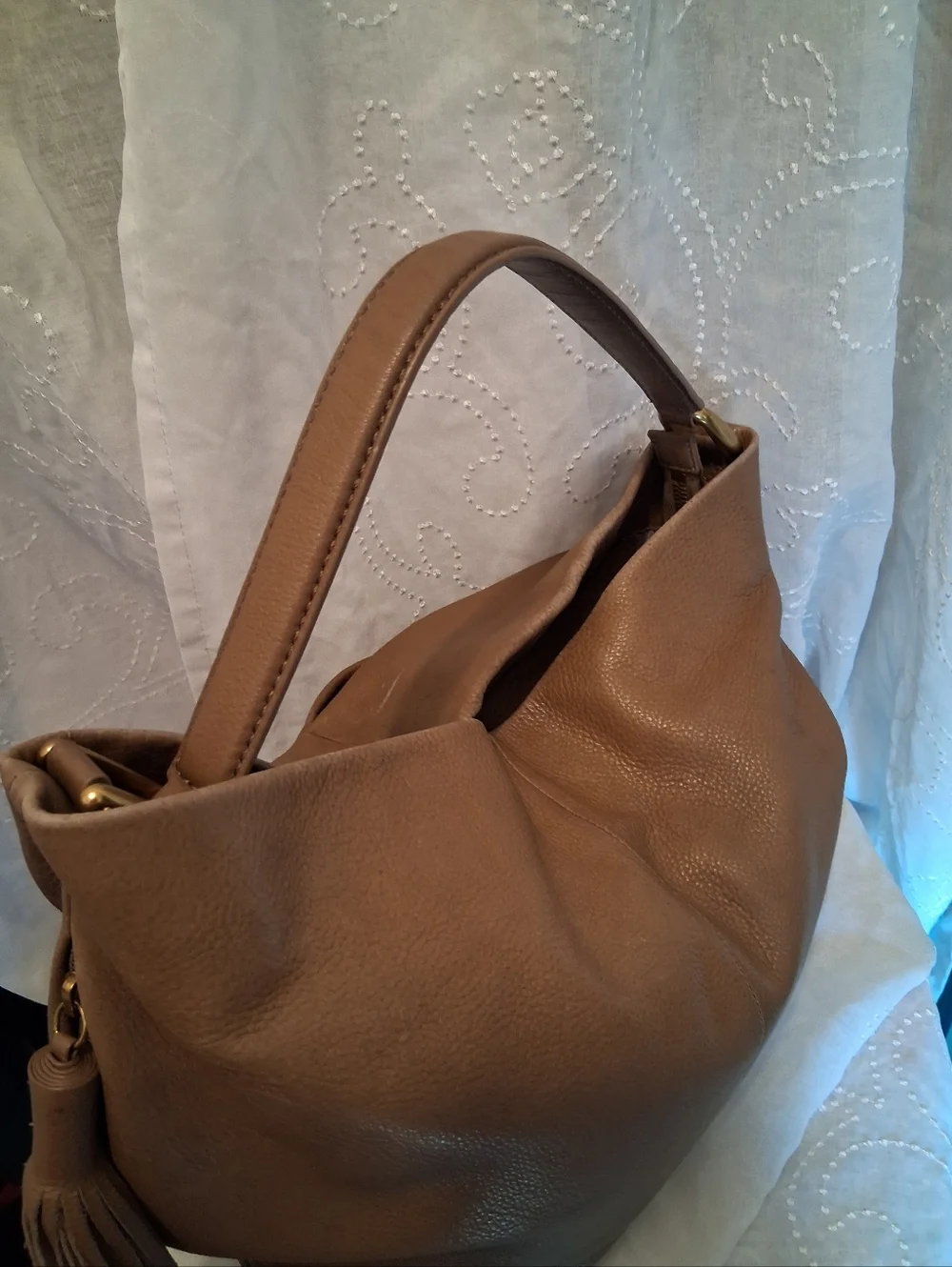 HOBO Harley Pebbled Leather Shoulder Hobo Bag with Tassel In Cedar Sagebrush - Picture 4 of 6